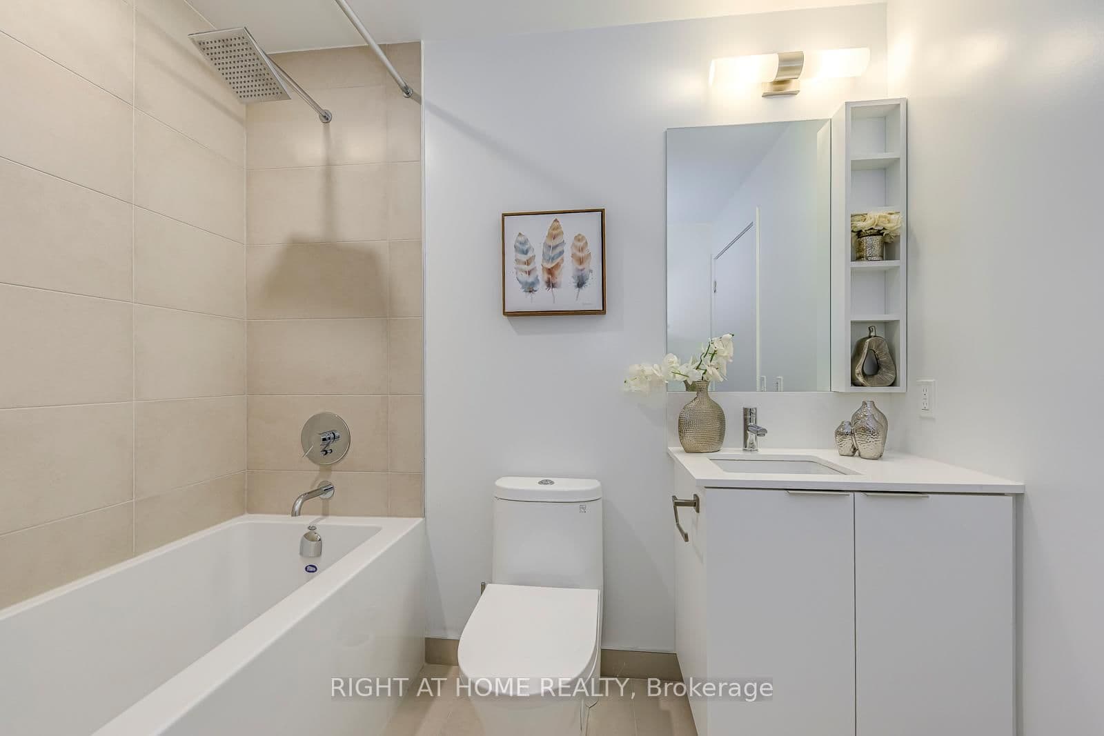 8 Wellesley Street W, Unit 3112 thumbnail 23