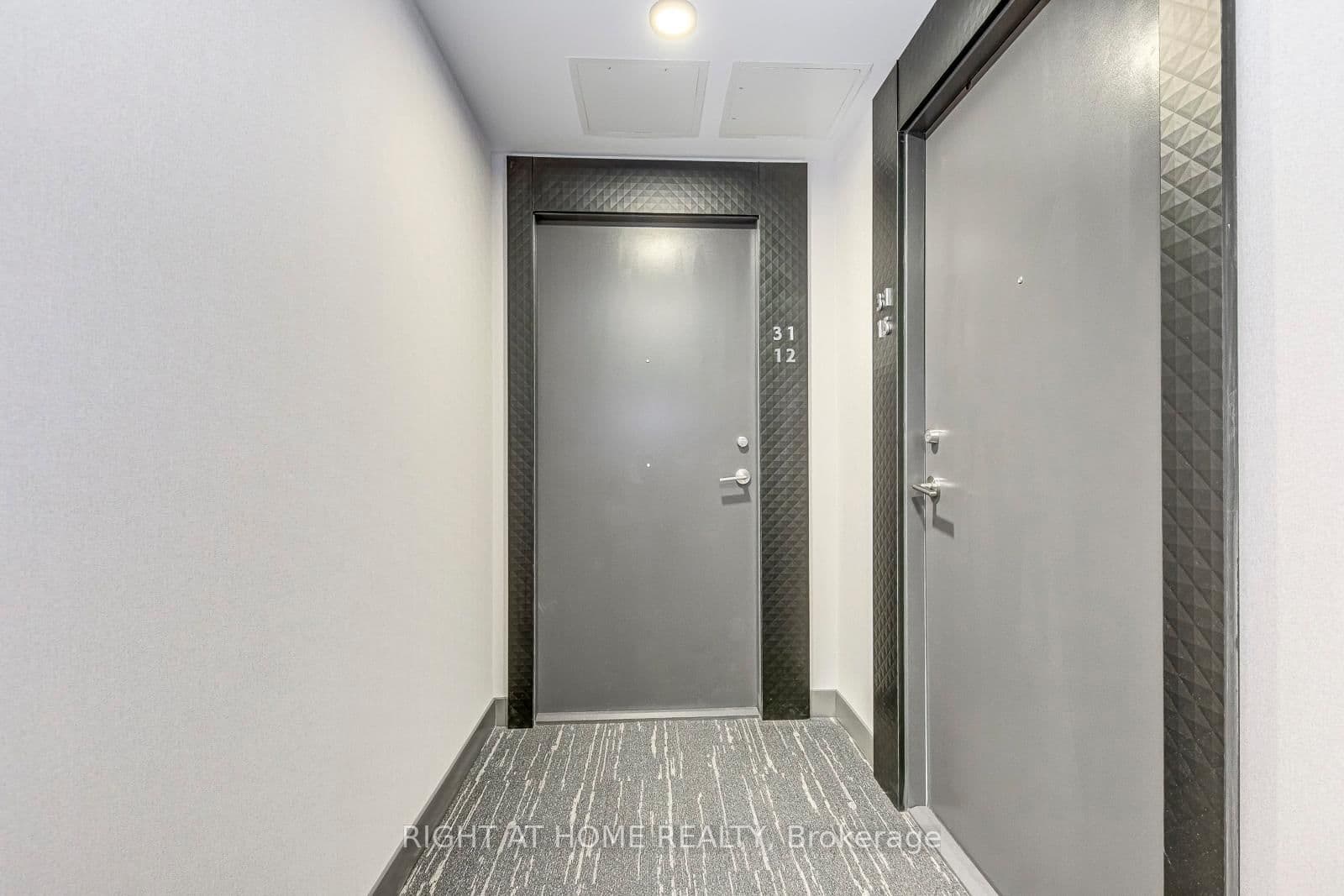 8 Wellesley Street W, Unit 3112 thumbnail 6