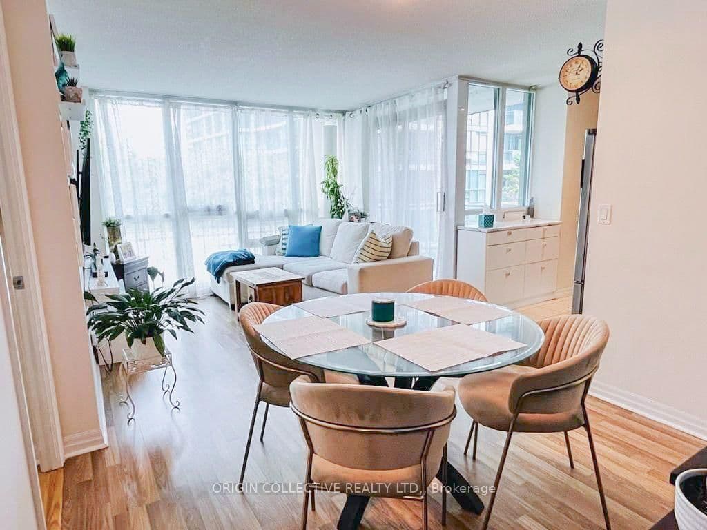 12 Yonge Street, Unit 602 - Image 1