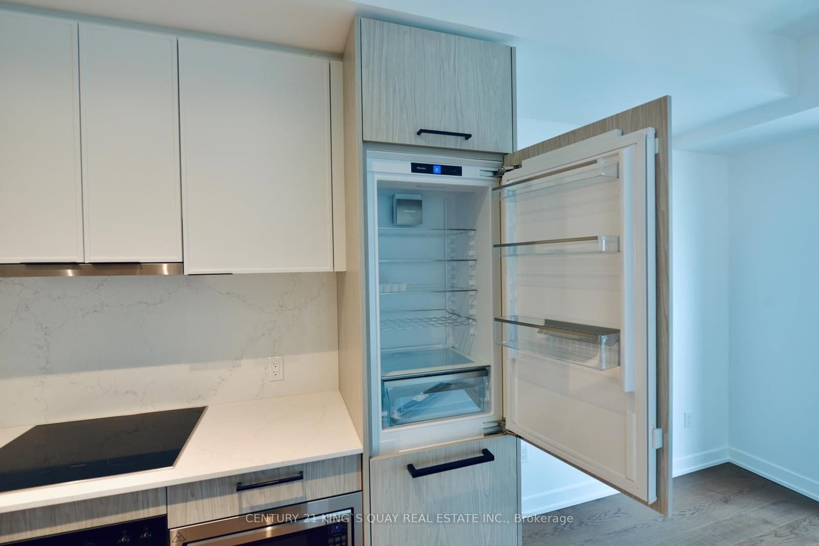 89 Montclair Avenue, Unit 1526 thumbnail 12