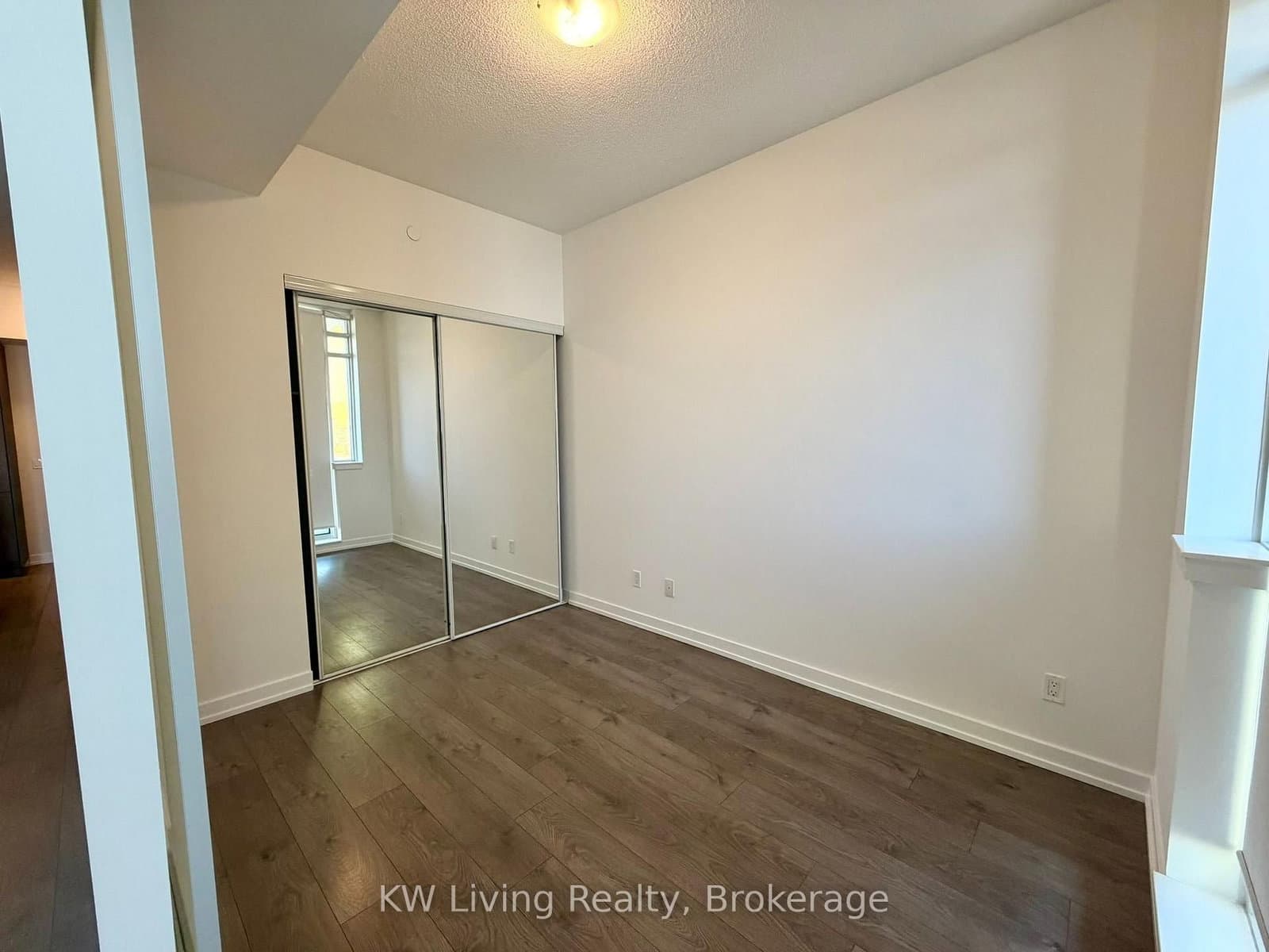 297 College Street, Unit 509 thumbnail 20