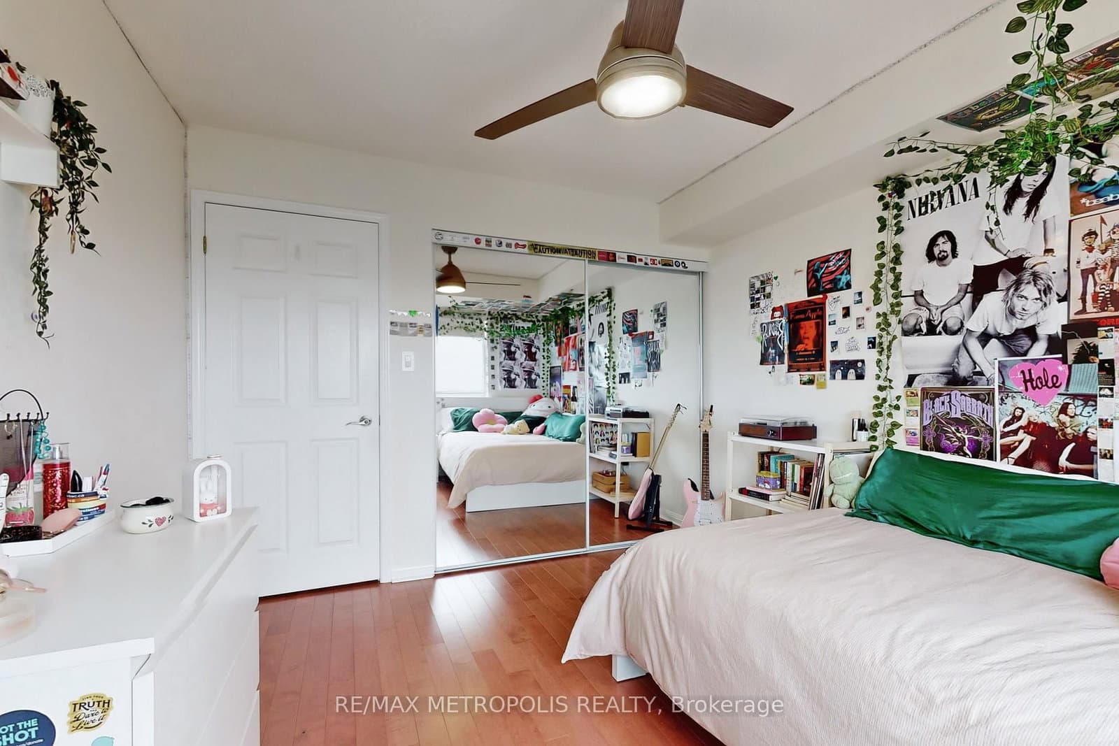 23 Lorraine Drive, Unit 1906 thumbnail 22