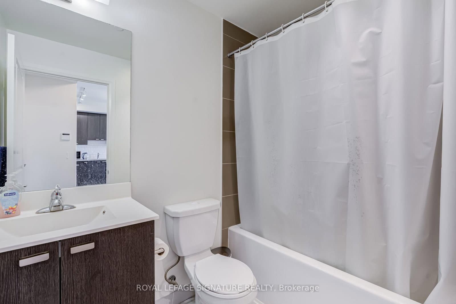 50 Ann O'Reilly Road, Unit 332 thumbnail 6