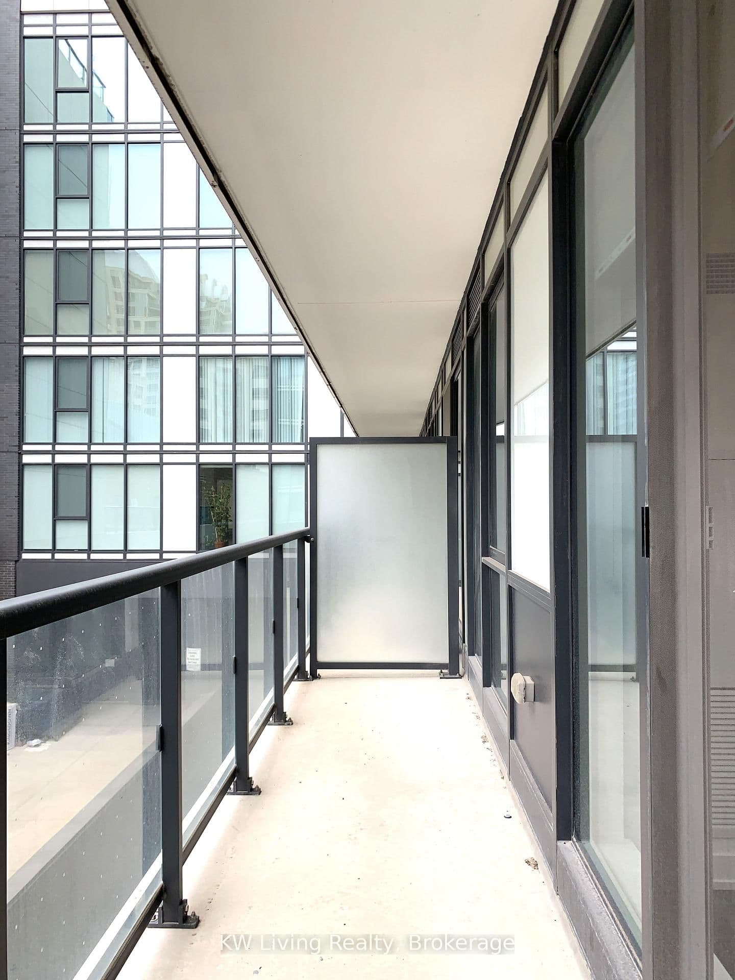 18 Rean Drive, Unit 203 thumbnail 13