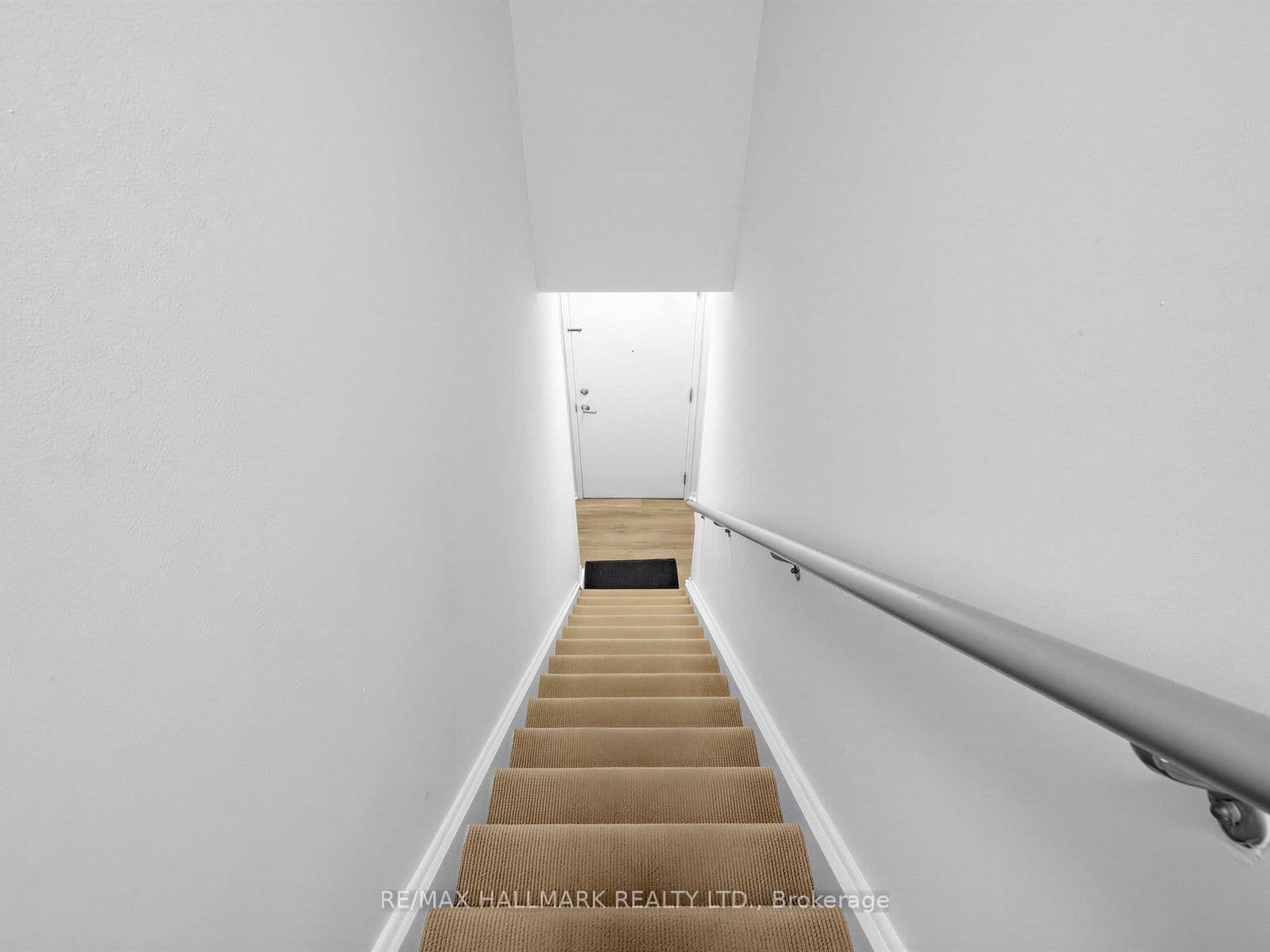 333 Adelaide Street E, Unit 728 thumbnail 2