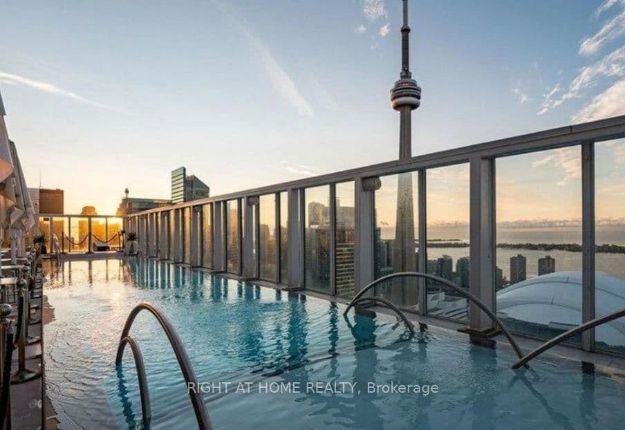 88 Blue Jays Way, Unit 1111 thumbnail 19