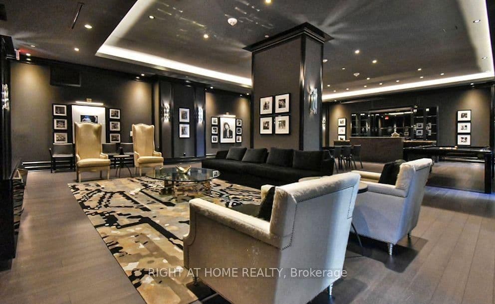 88 Blue Jays Way, Unit 1111 thumbnail 27