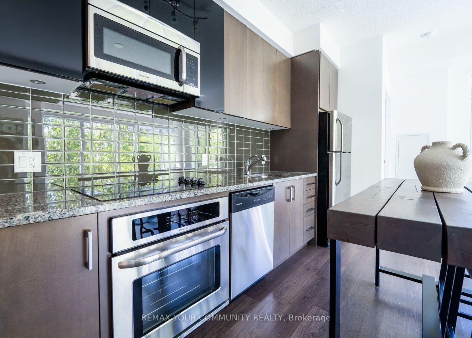 98 Lillian Street, Unit 312 thumbnail 11