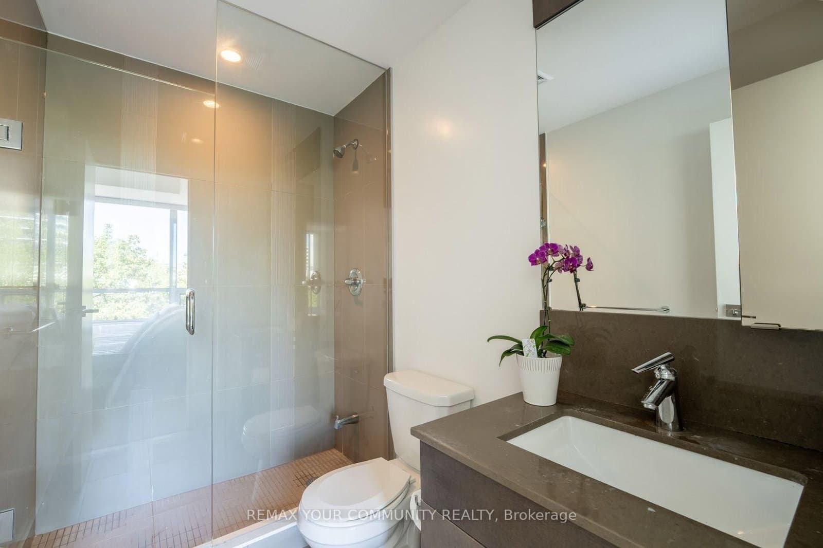 98 Lillian Street, Unit 312 thumbnail 15