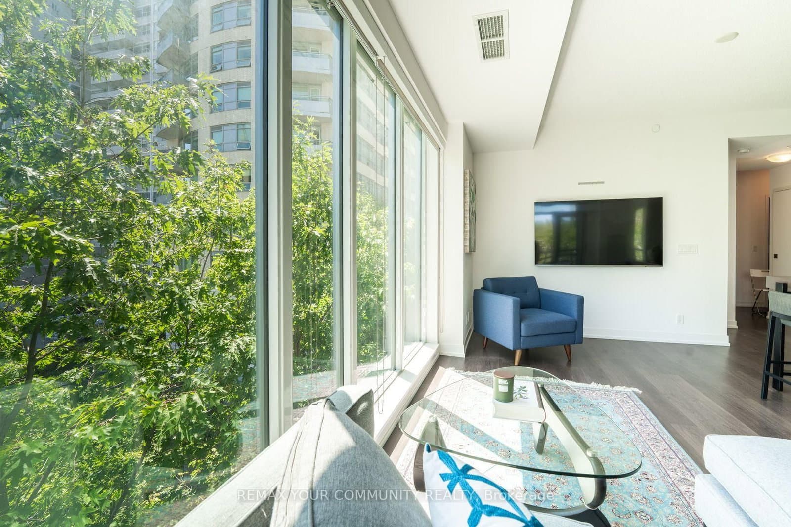 98 Lillian Street, Unit 312 thumbnail 8