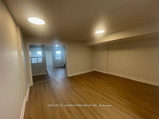 1567 Eglinton Avenue W, Unit 2F thumbnail 11