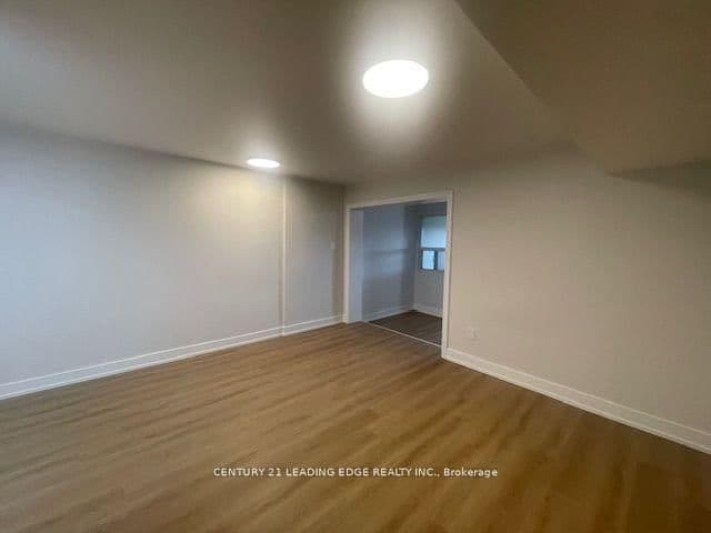 1567 Eglinton Avenue W, Unit 2F thumbnail 16