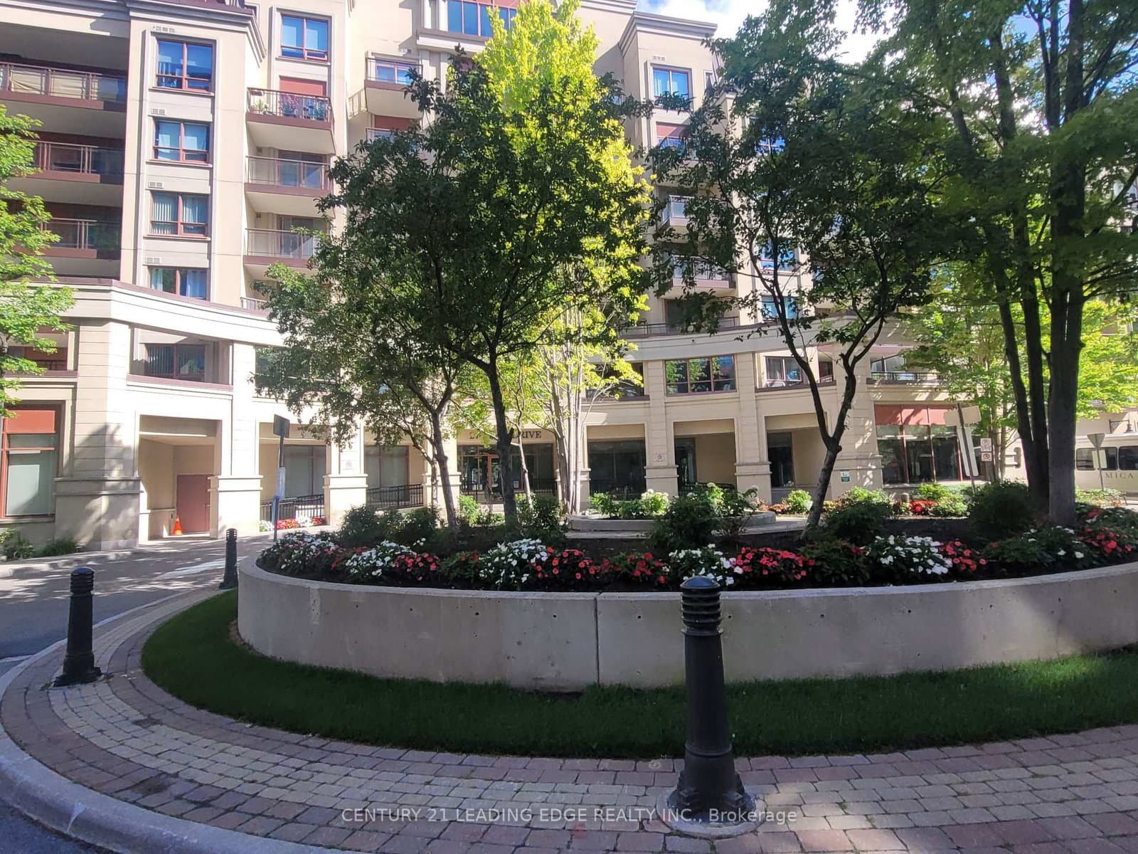 27 Rean Drive, Unit 606 thumbnail 18