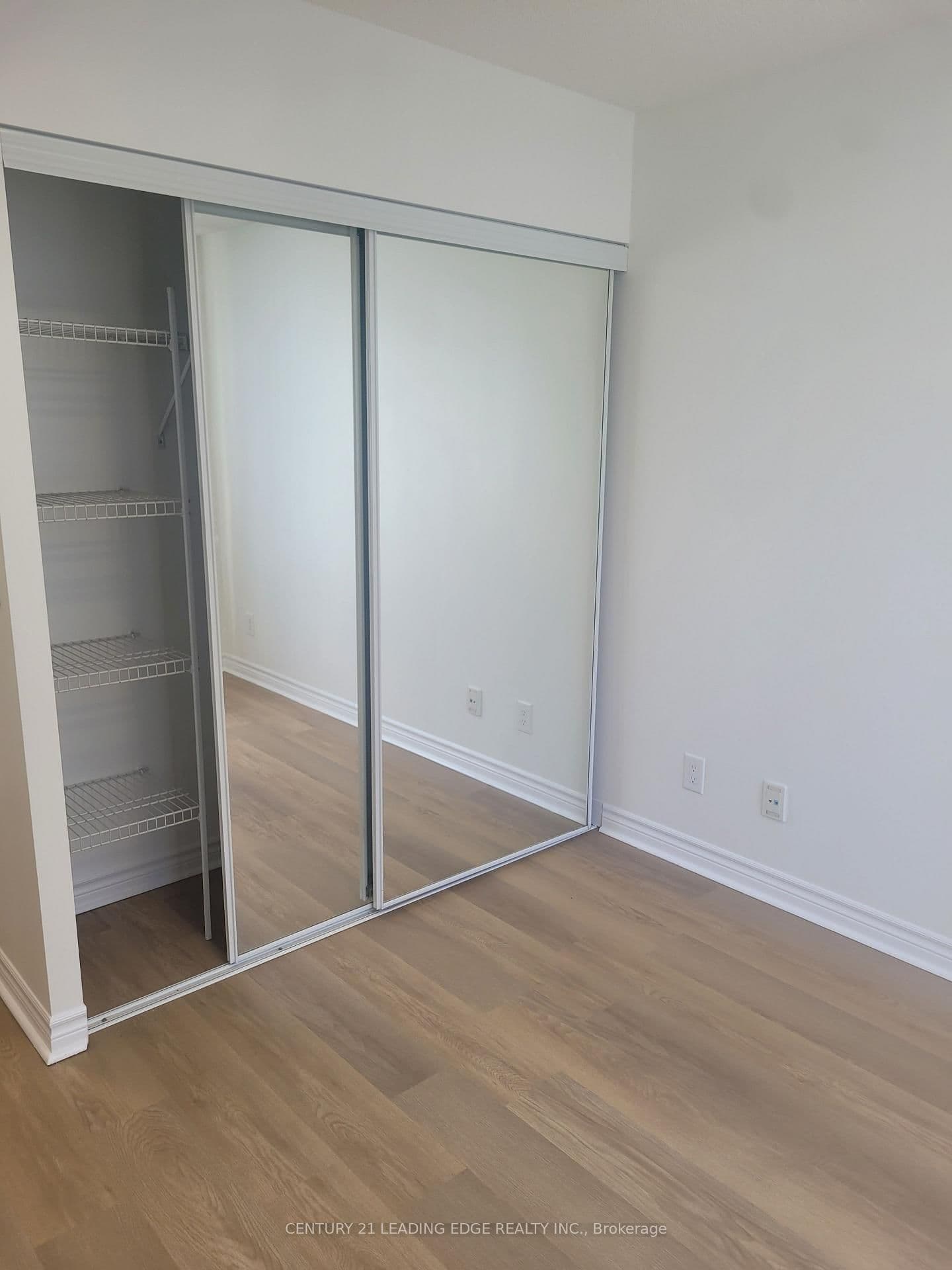 27 Rean Drive, Unit 606 thumbnail 9