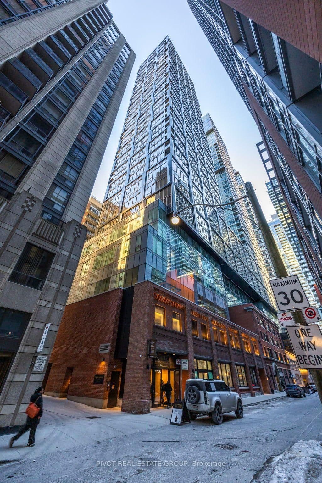 15 Mercer Street, Unit 518 - Image 1