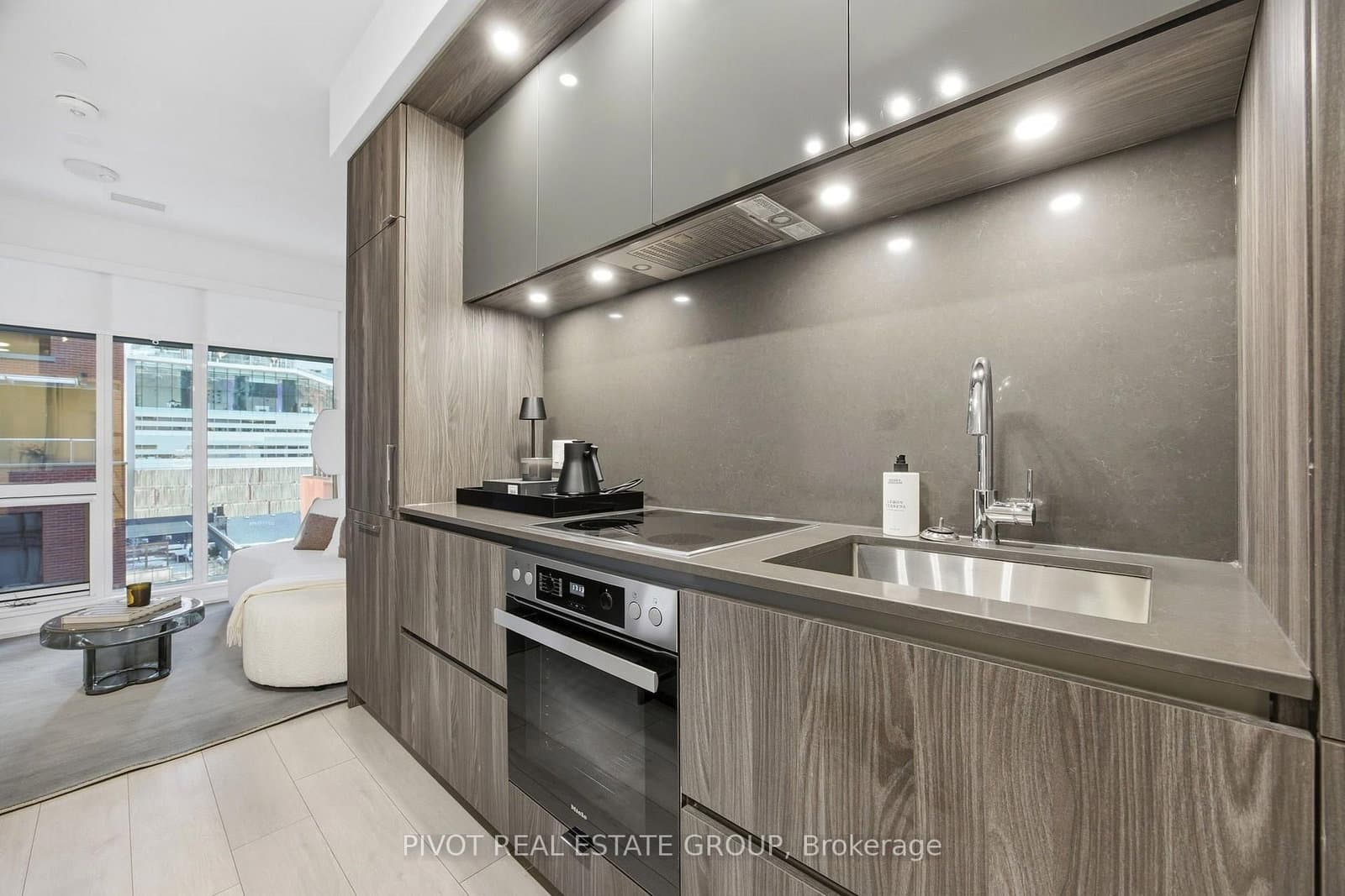 15 Mercer Street, Unit 518 thumbnail 11