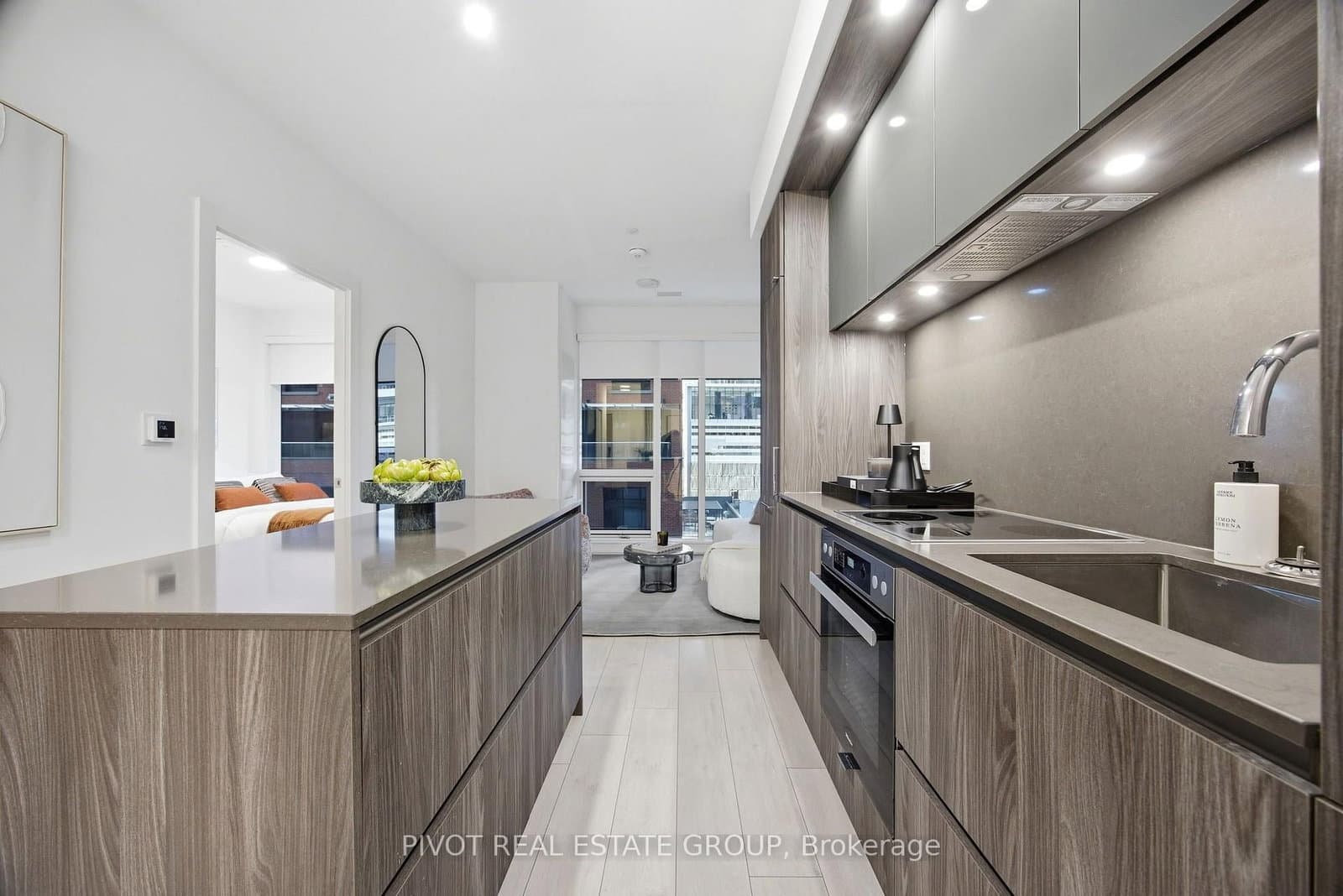 15 Mercer Street, Unit 518 thumbnail 12
