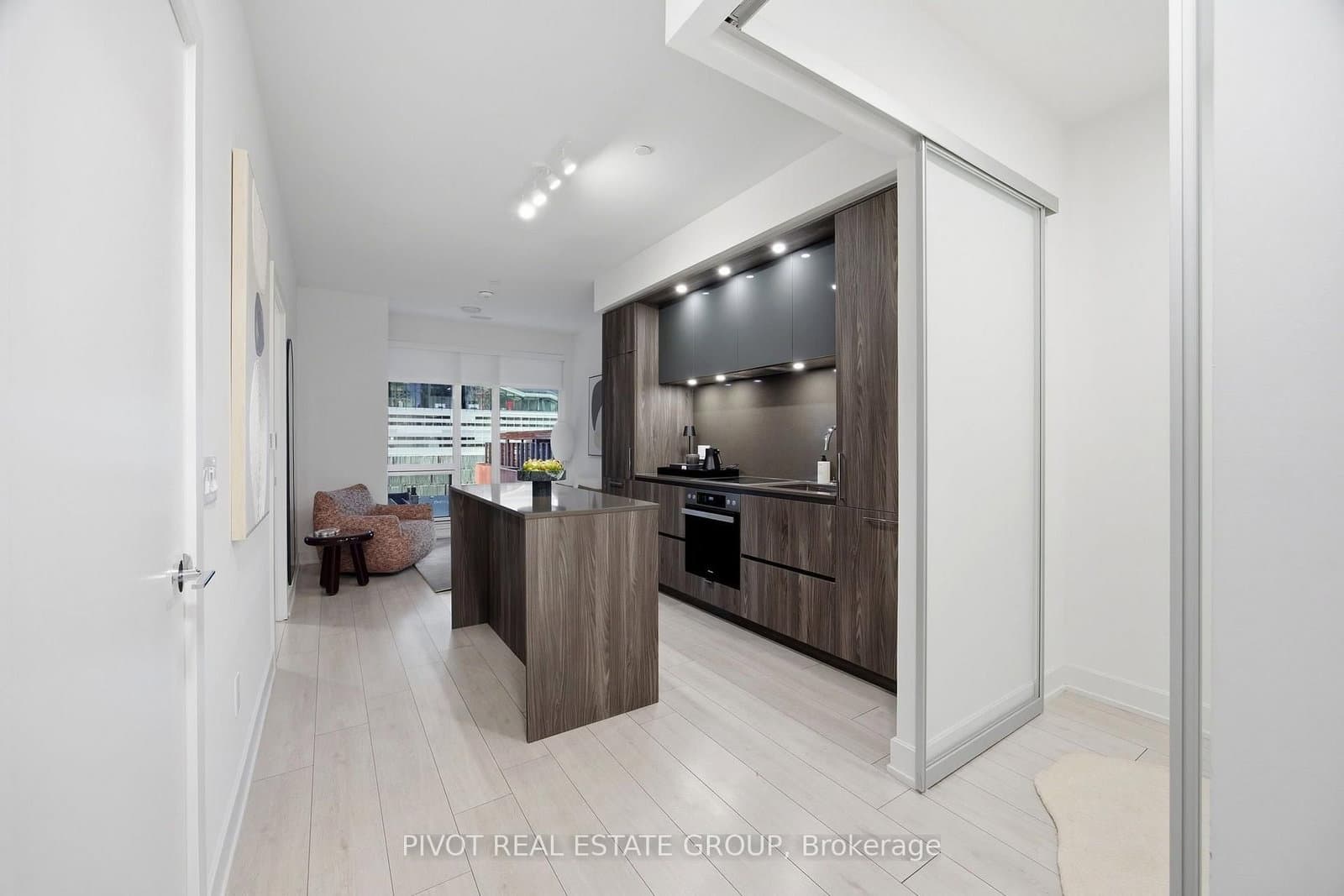 15 Mercer Street, Unit 518 thumbnail 9
