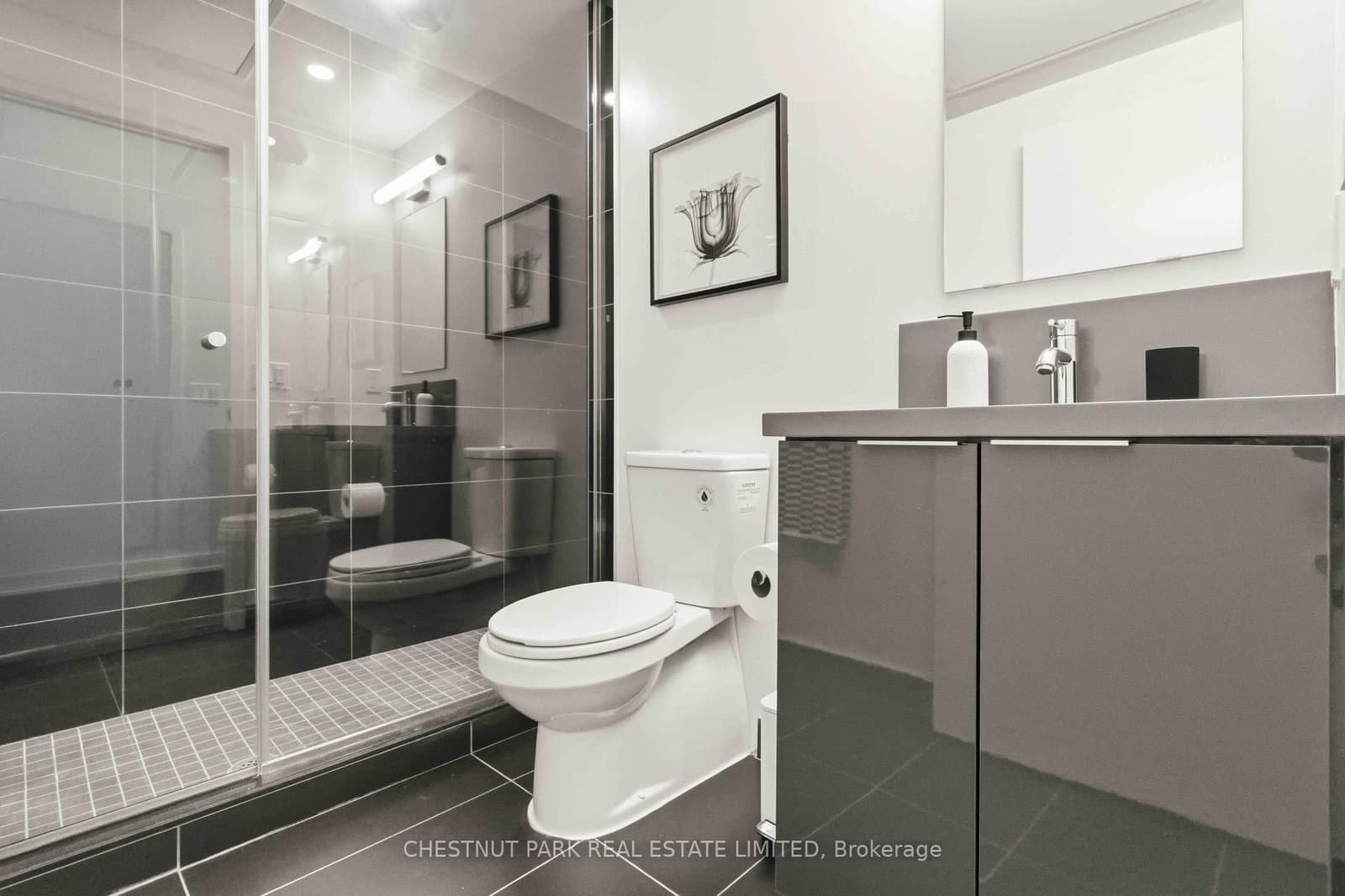 121 St Patrick Street, Unit 201 thumbnail 13
