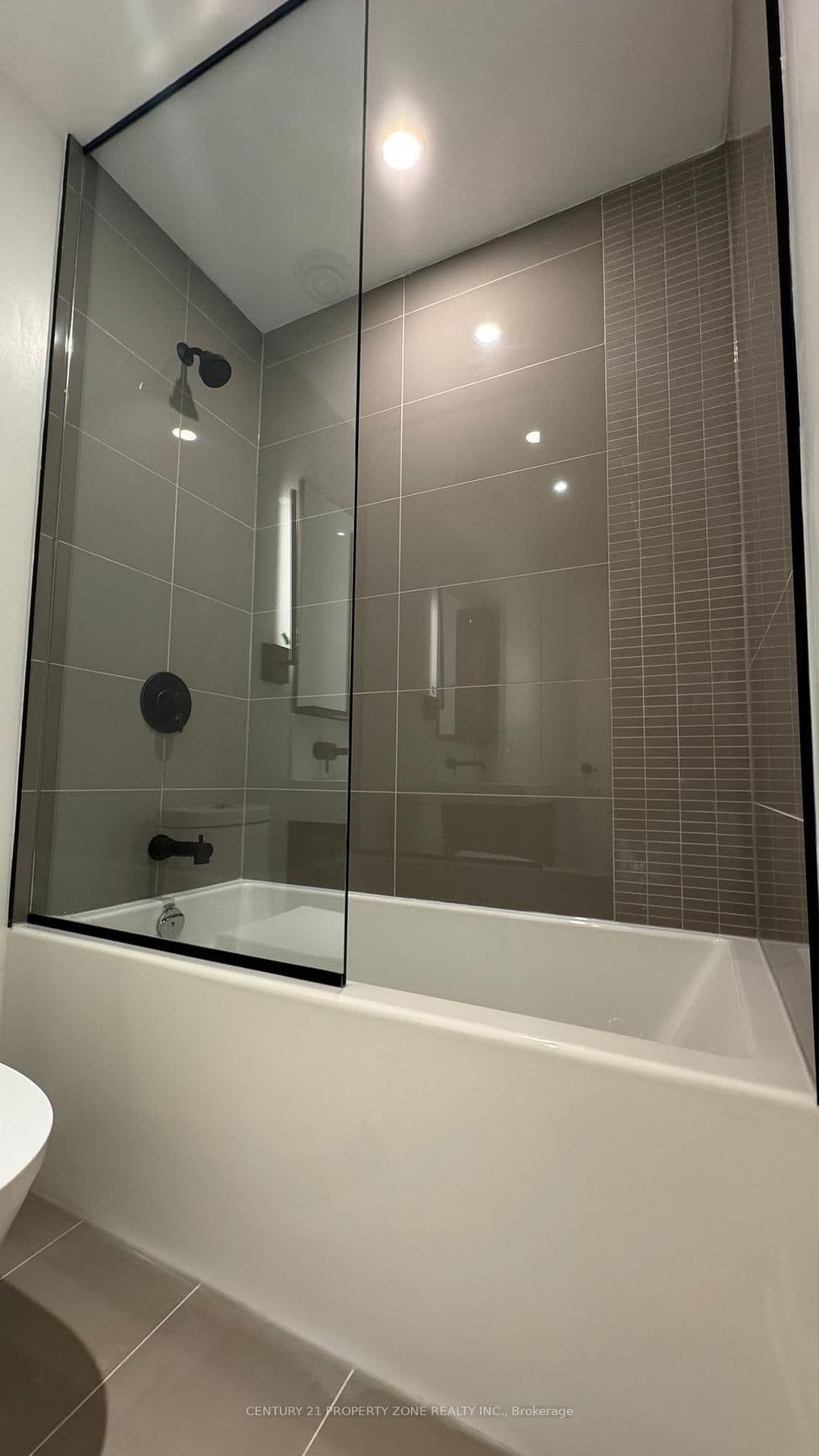 127 Broadway Avenue, Unit 2906 thumbnail 19
