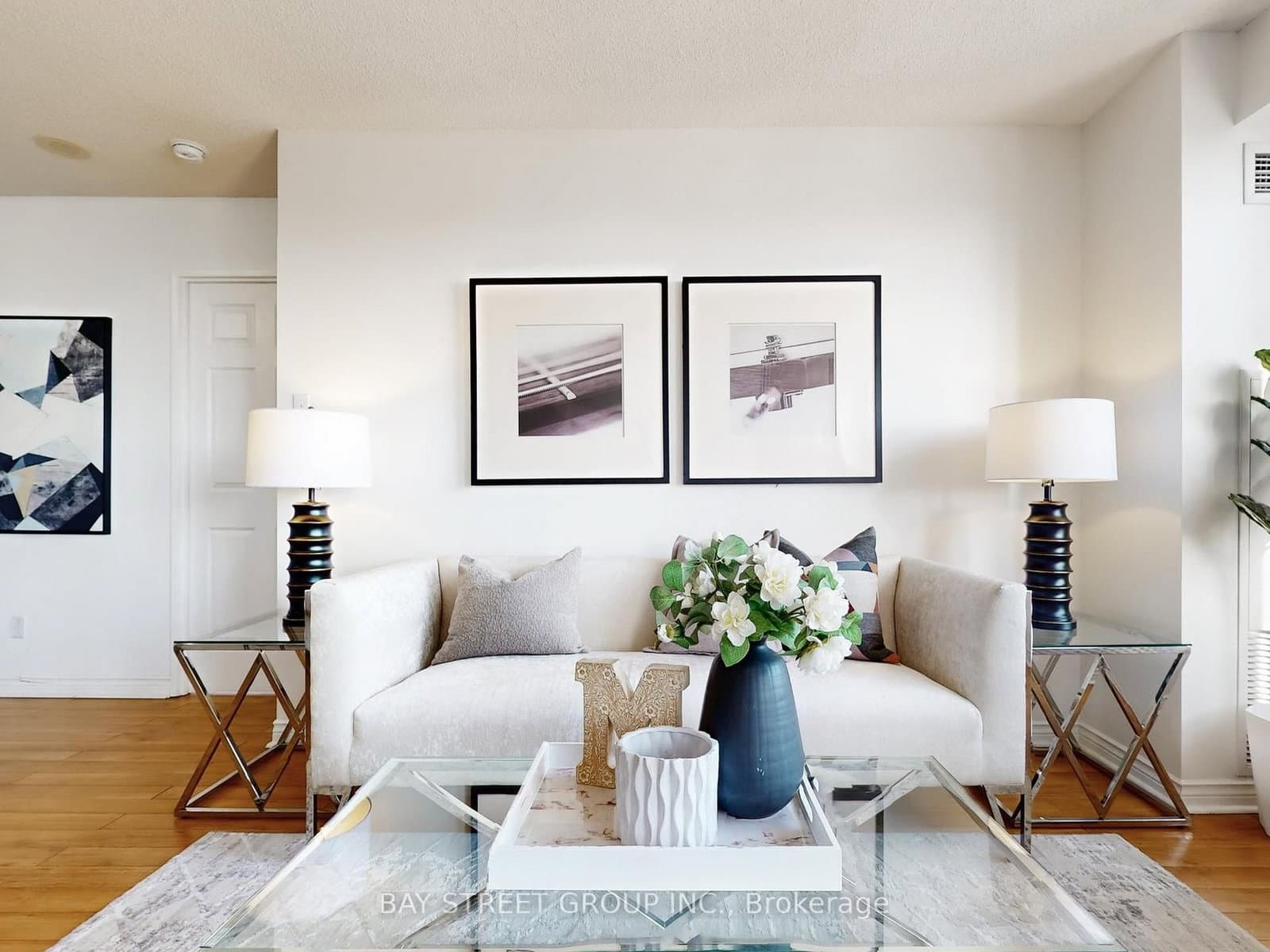 260 Doris Avenue, Unit 906 thumbnail 14