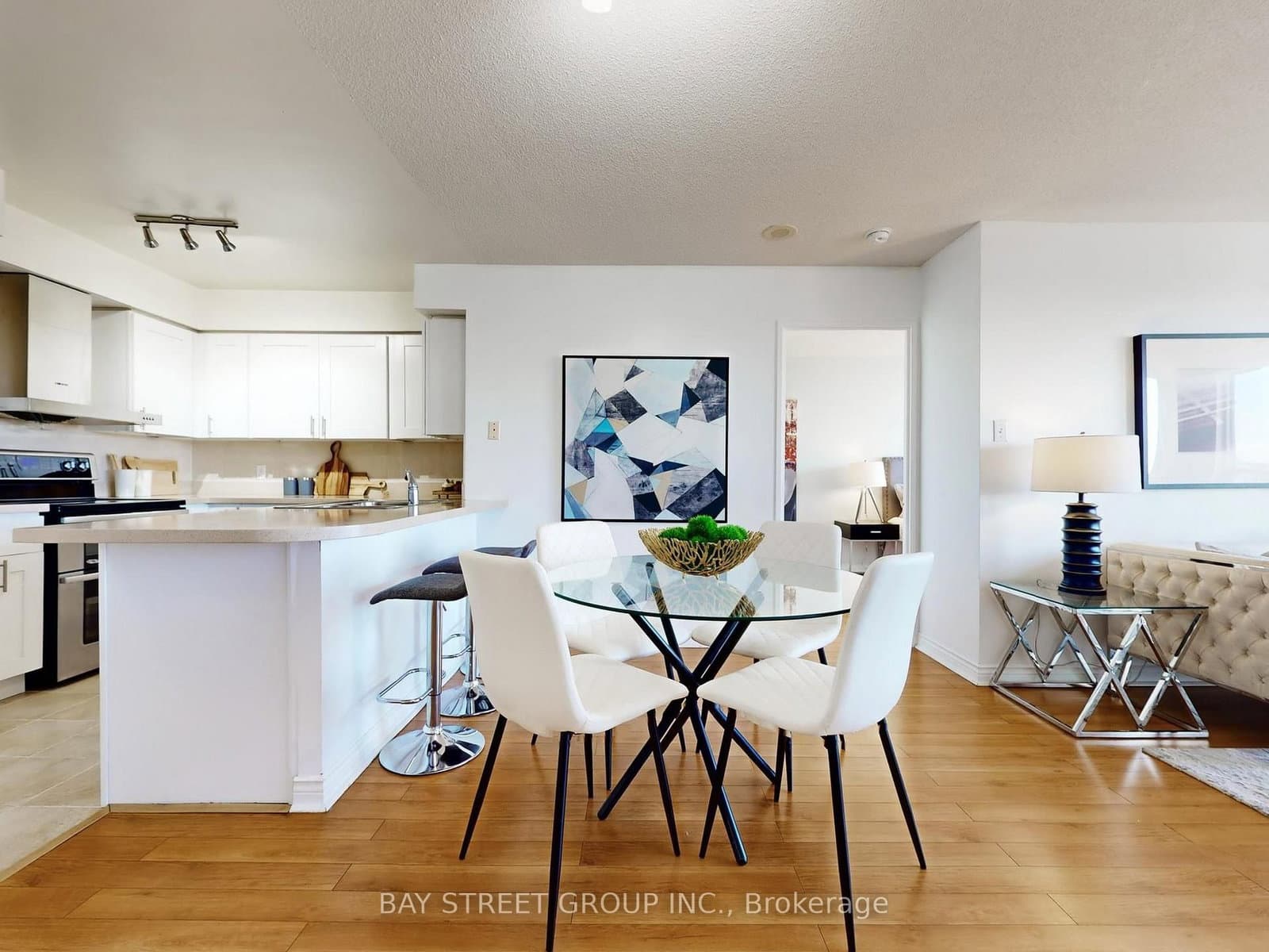 260 Doris Avenue, Unit 906 thumbnail 19