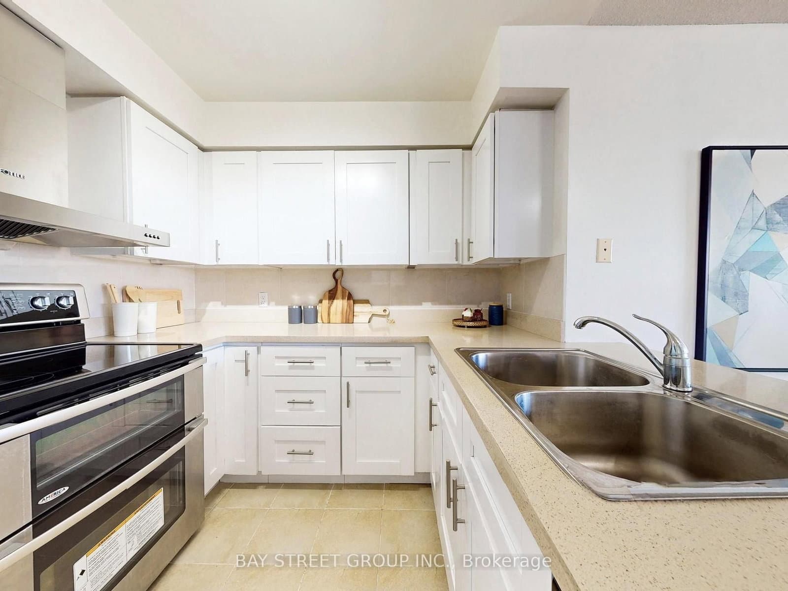 260 Doris Avenue, Unit 906 thumbnail 22