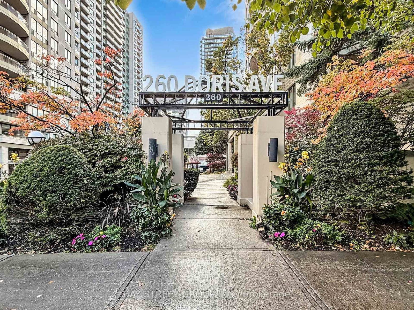 260 Doris Avenue, Unit 906 thumbnail 3