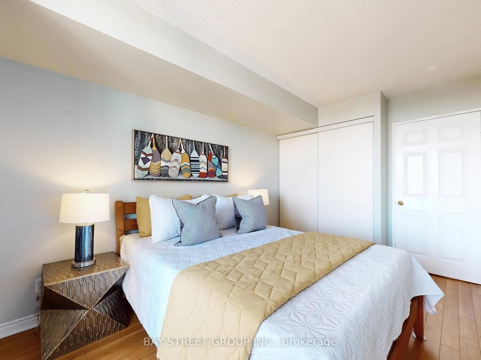 260 Doris Avenue, Unit 906 thumbnail 30