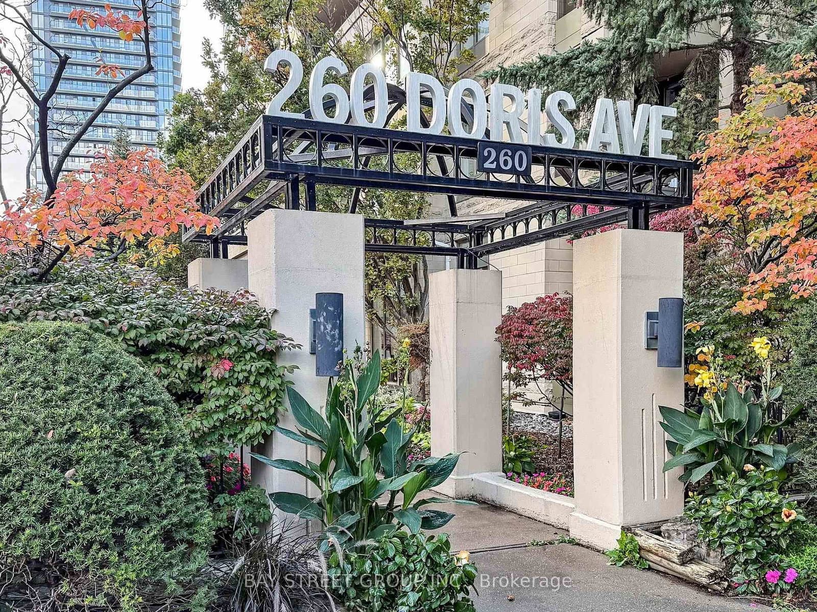 260 Doris Avenue, Unit 906 thumbnail 4
