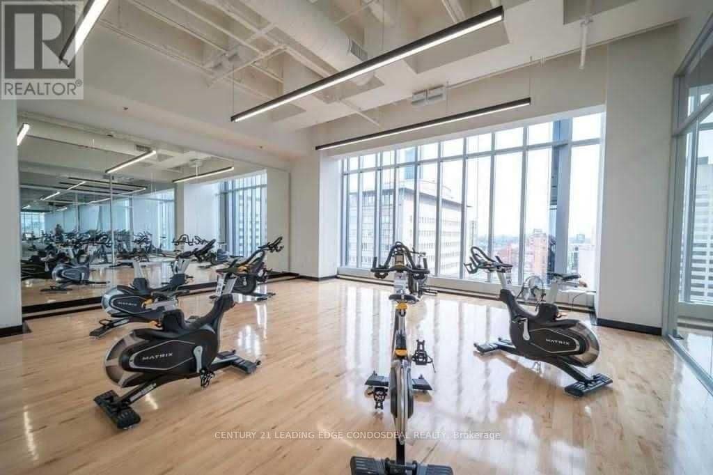 488 University Avenue, Unit 2312 thumbnail 7