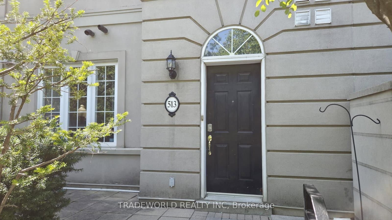 37 Avondale Avenue, Unit 513 thumbnail 4