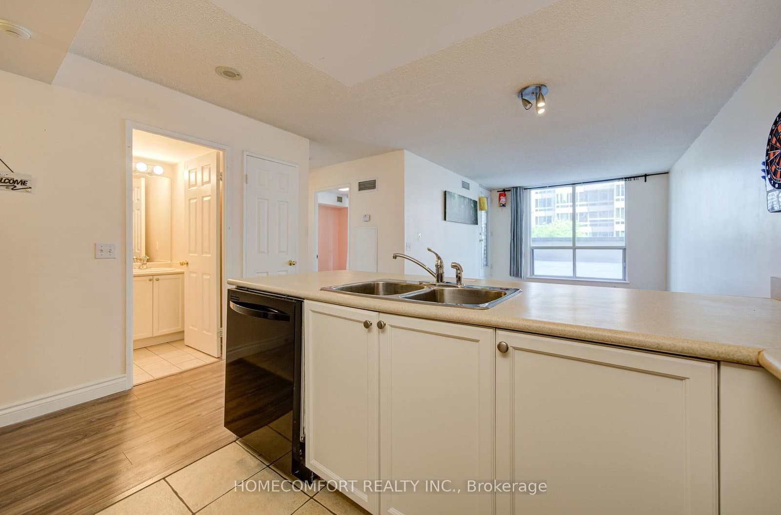 18 Parkview Avenue, Unit 312 thumbnail 10
