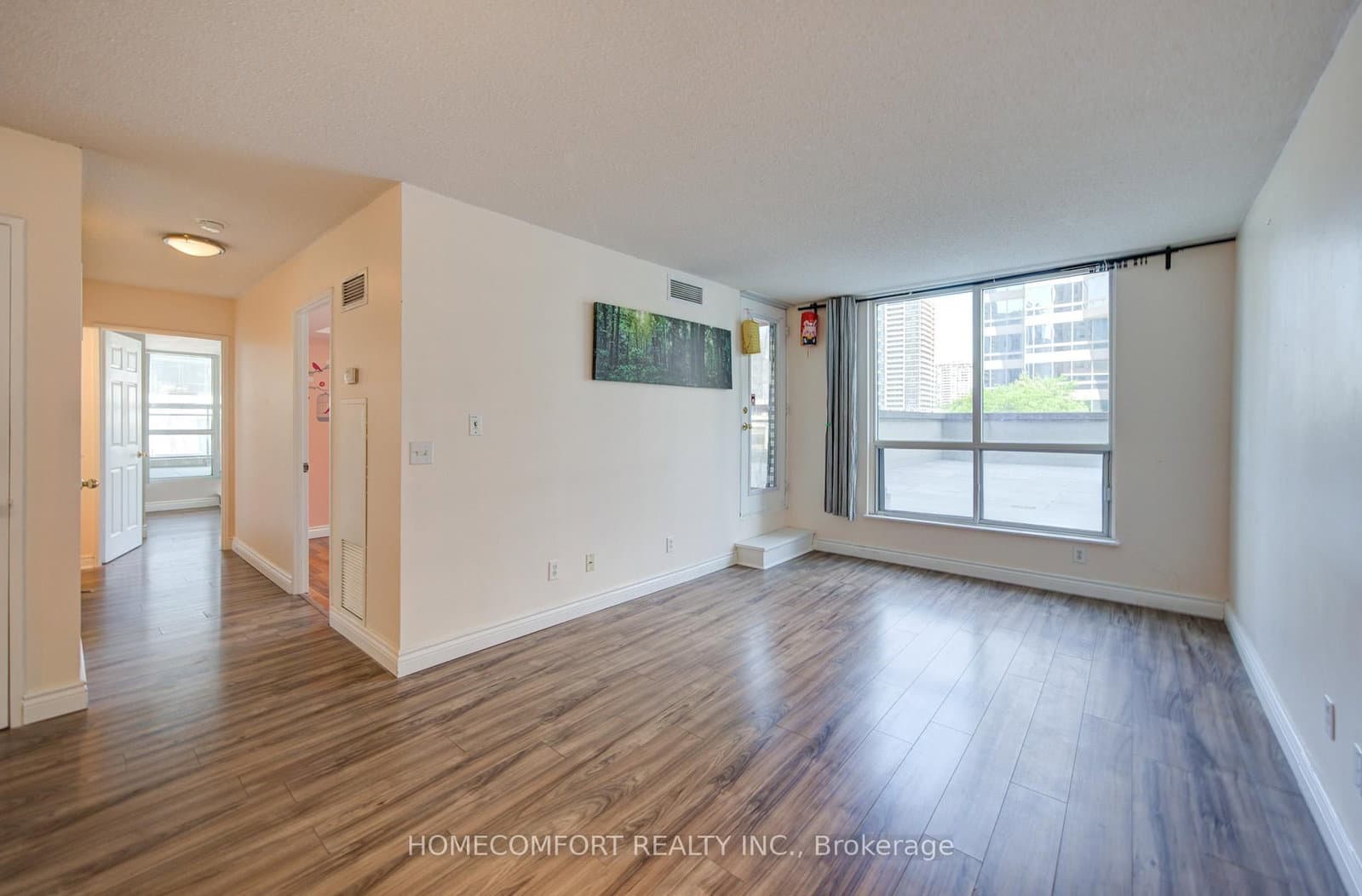 18 Parkview Avenue, Unit 312 thumbnail 14