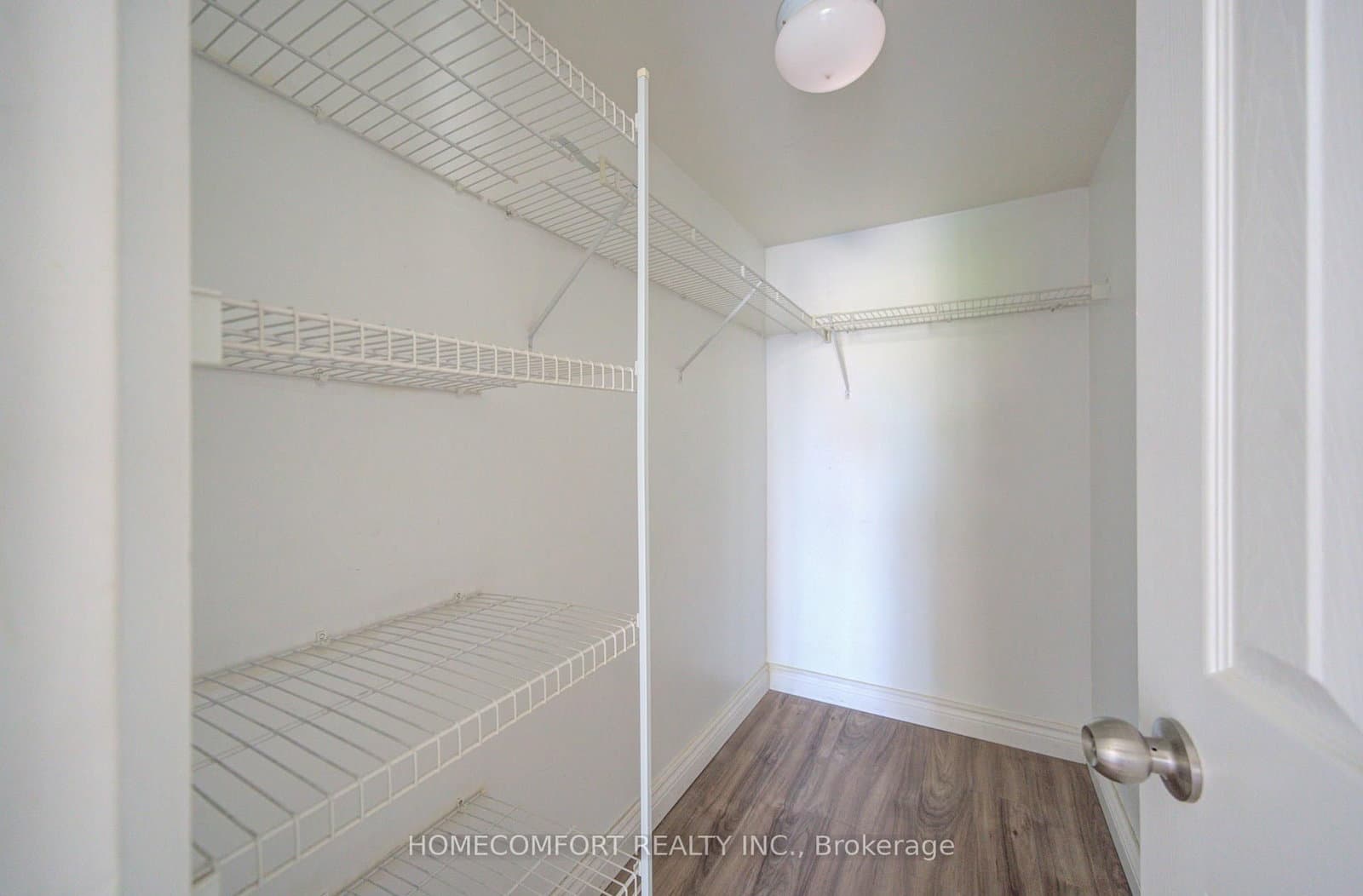 18 Parkview Avenue, Unit 312 thumbnail 21