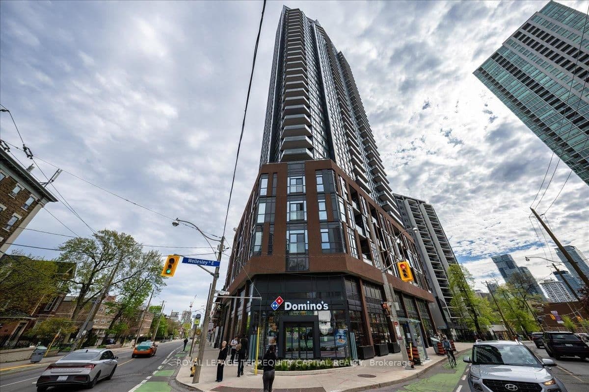 159 Wellesley Street E, Unit 3002 - Image 1