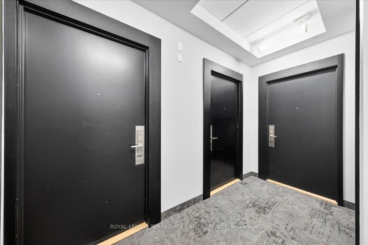 159 Wellesley Street E, Unit 3002 thumbnail 6