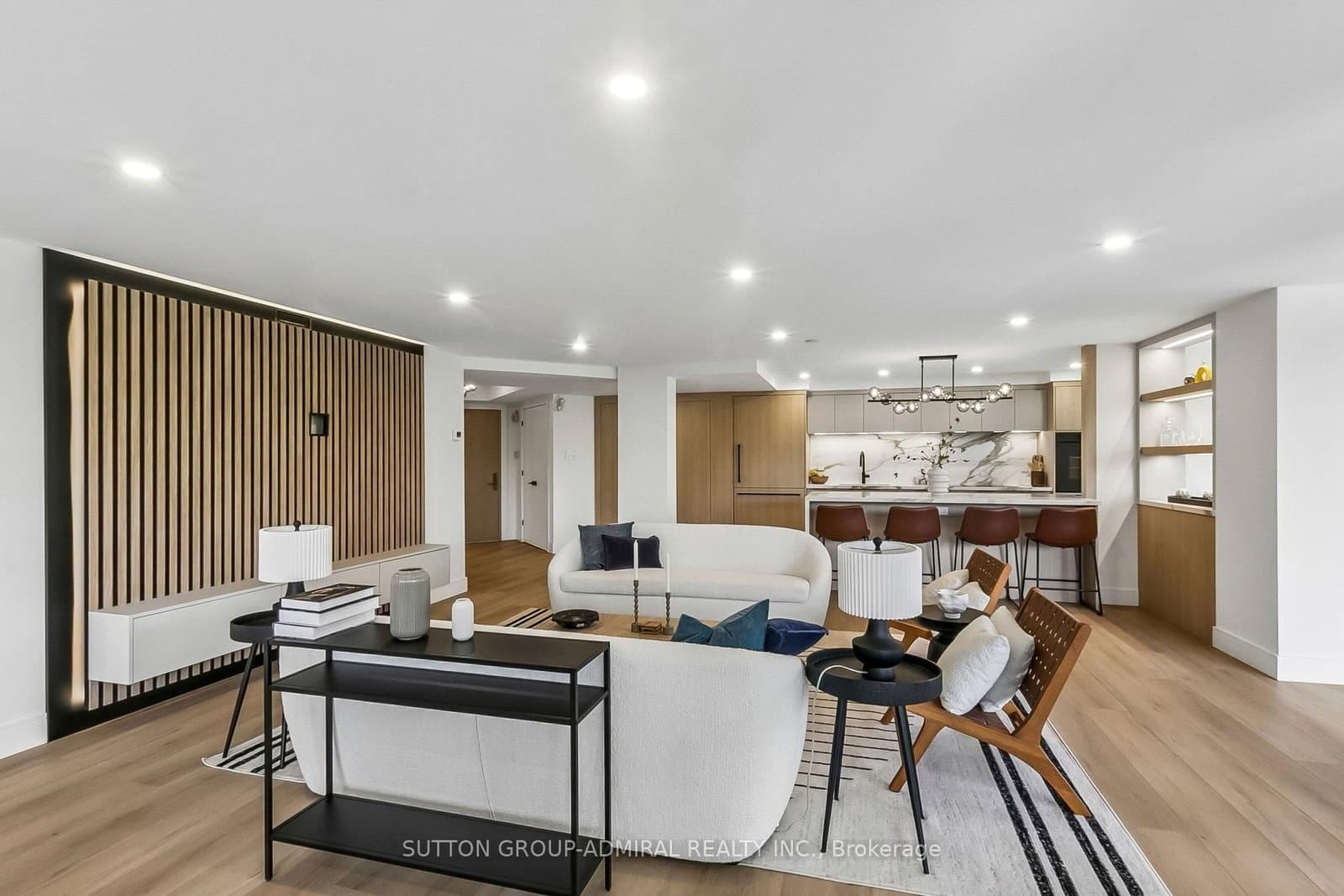 3900 Yonge Street, Unit 301 thumbnail 11