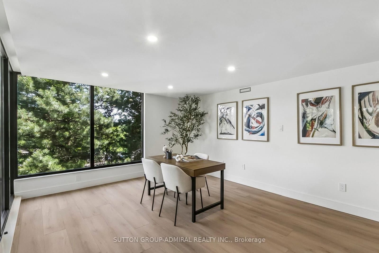 3900 Yonge Street, Unit 301 thumbnail 14