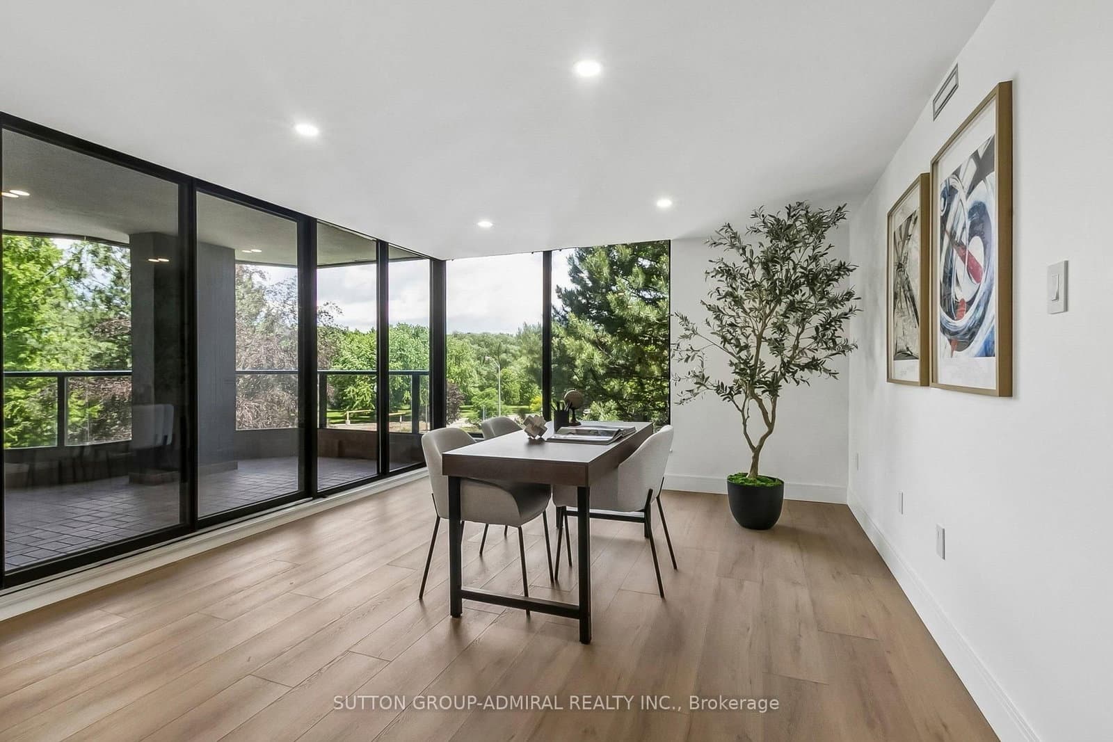 3900 Yonge Street, Unit 301 thumbnail 15