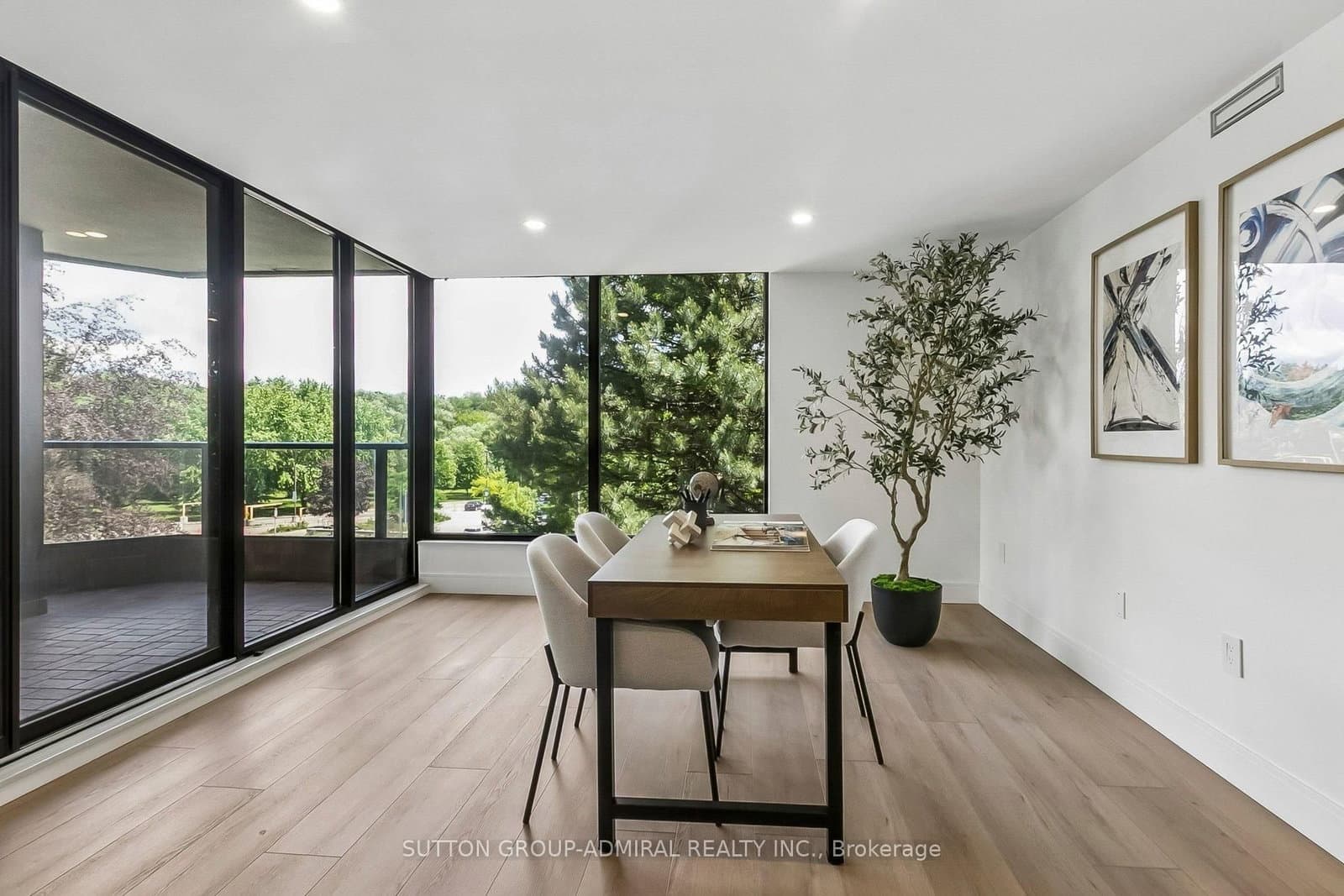 3900 Yonge Street, Unit 301 thumbnail 16