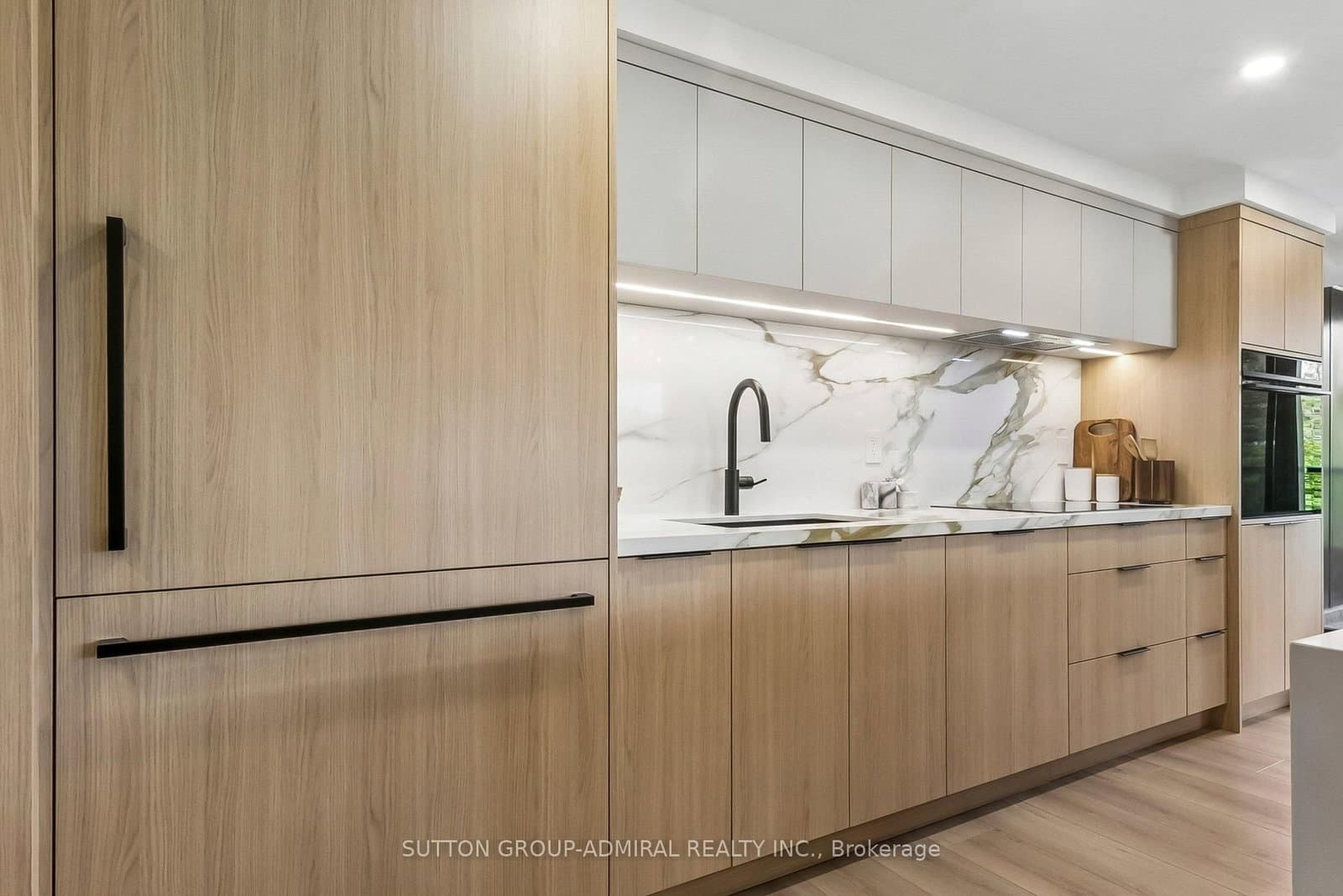 3900 Yonge Street, Unit 301 thumbnail 27