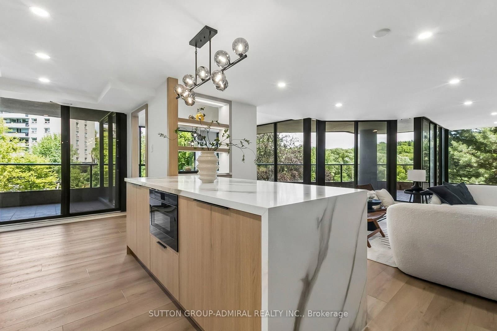 3900 Yonge Street, Unit 301 thumbnail 28