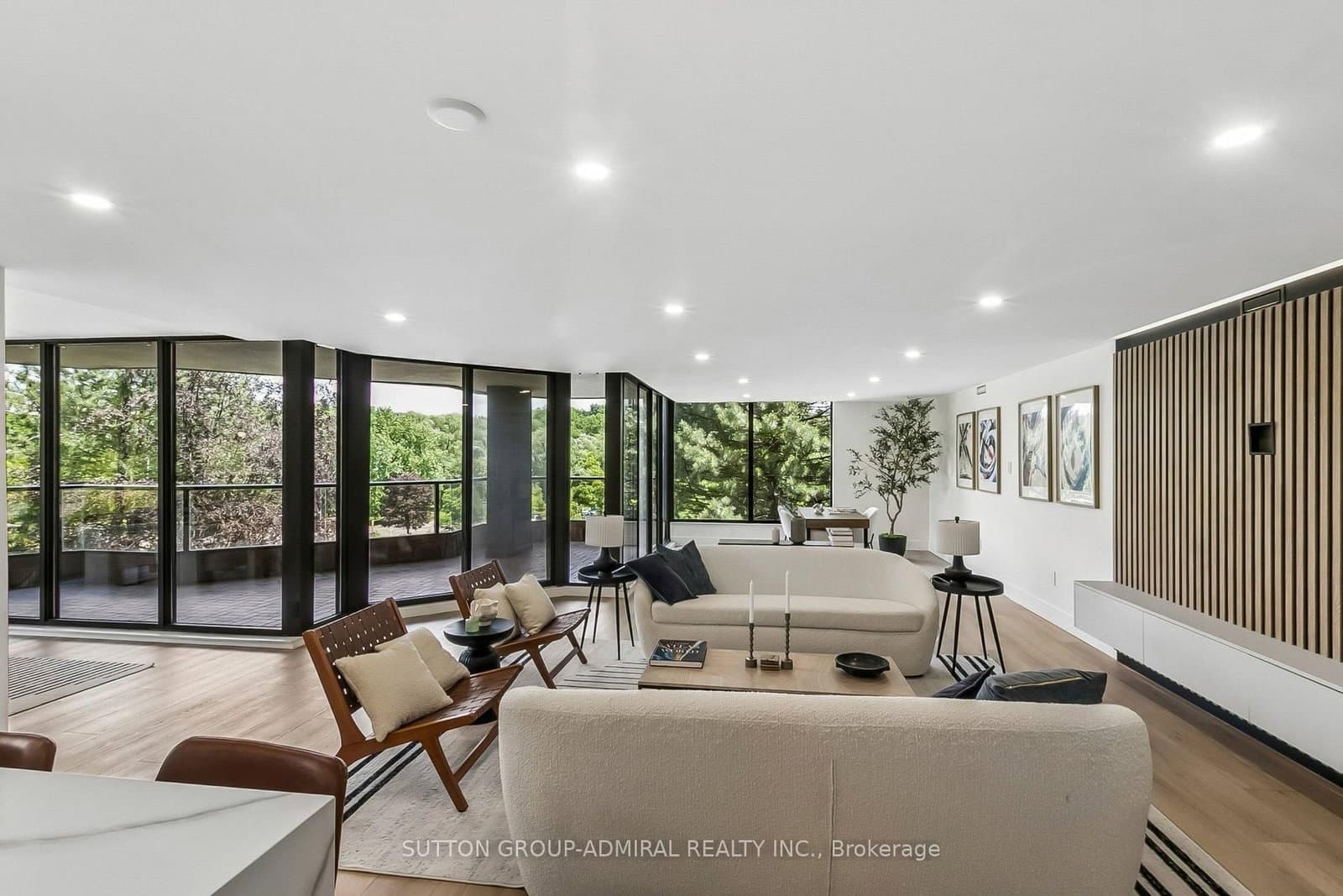 3900 Yonge Street, Unit 301 thumbnail 8