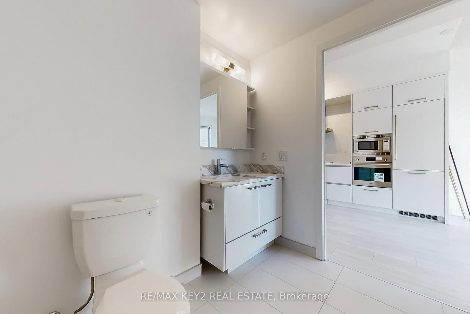 2221 Yonge Street, Unit 4904 thumbnail 16