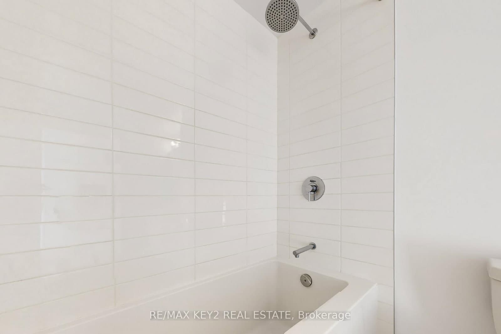 2221 Yonge Street, Unit 4904 thumbnail 17