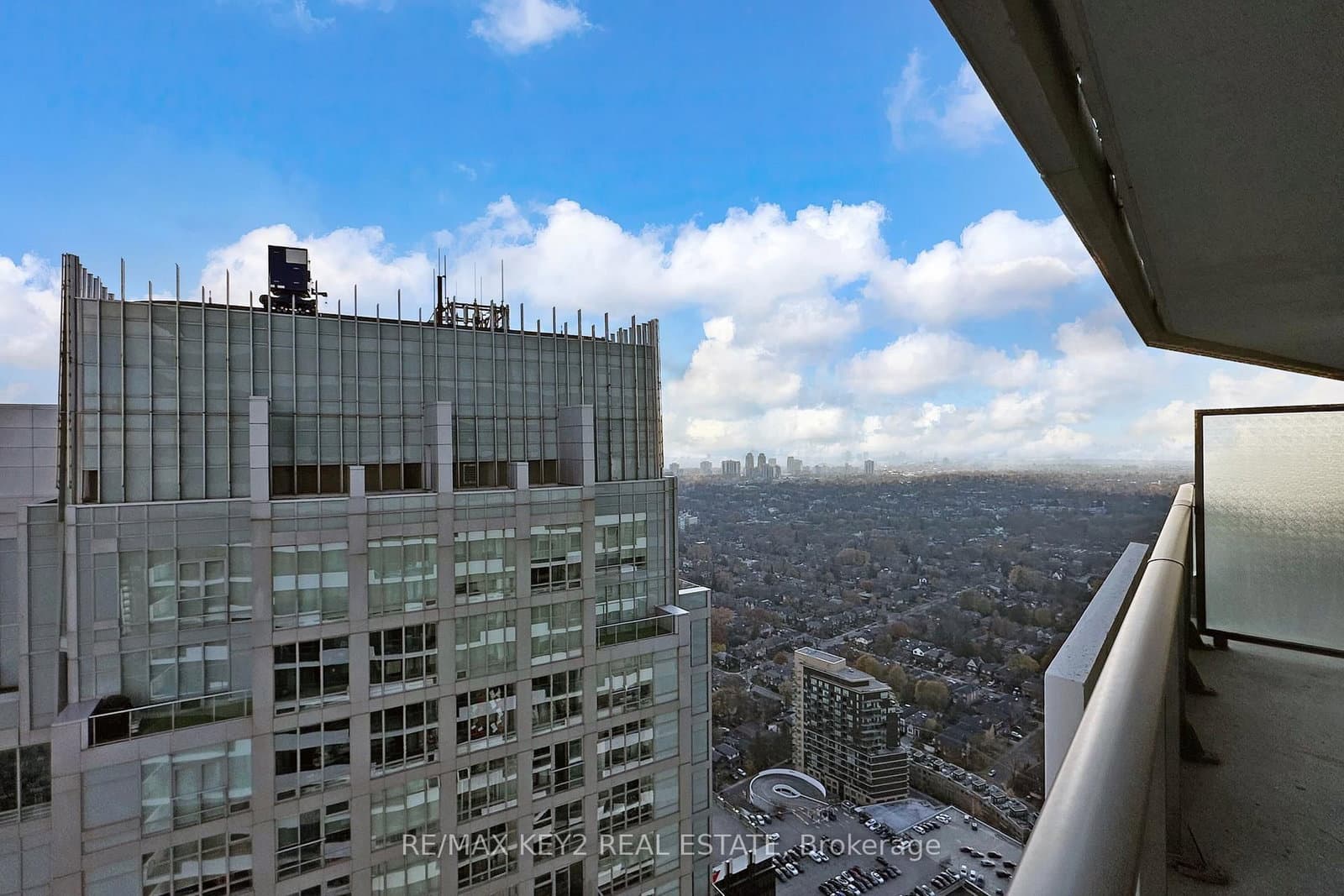 2221 Yonge Street, Unit 4904 thumbnail 26