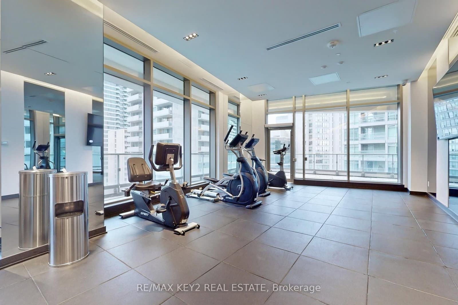 2221 Yonge Street, Unit 4904 thumbnail 29