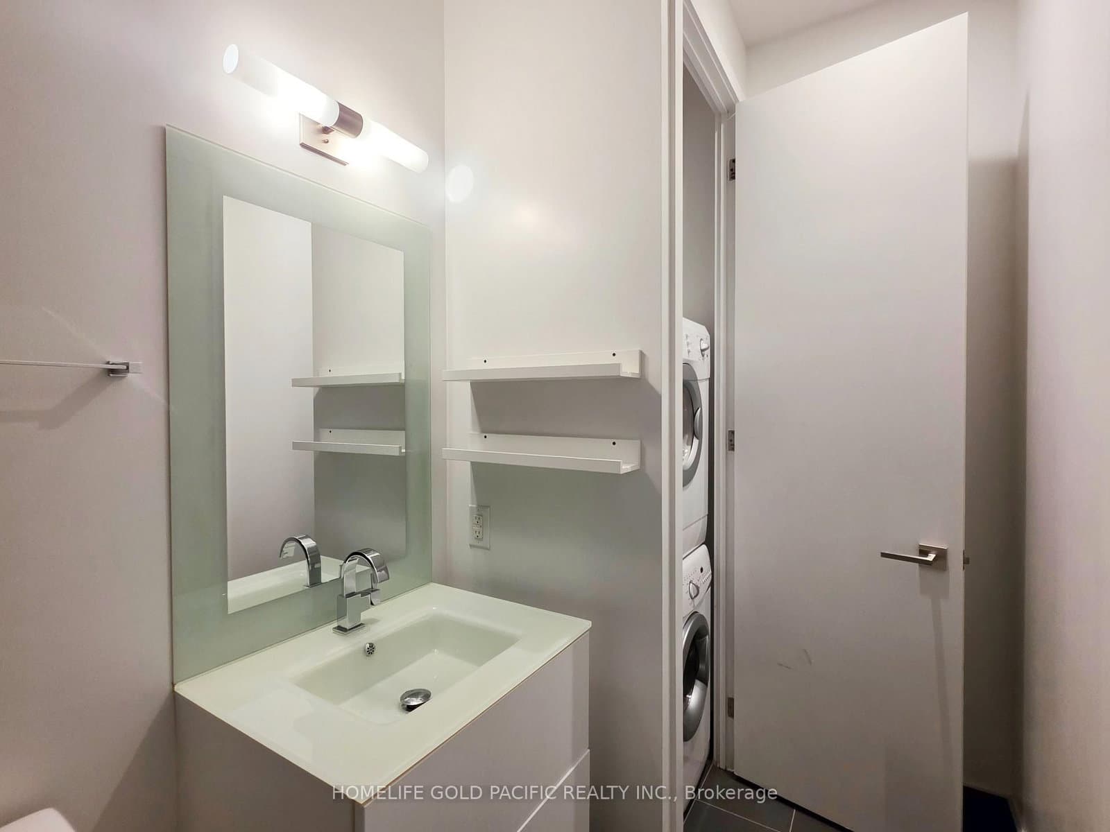 111 St. Clair Avenue W, Unit 1222 thumbnail 11