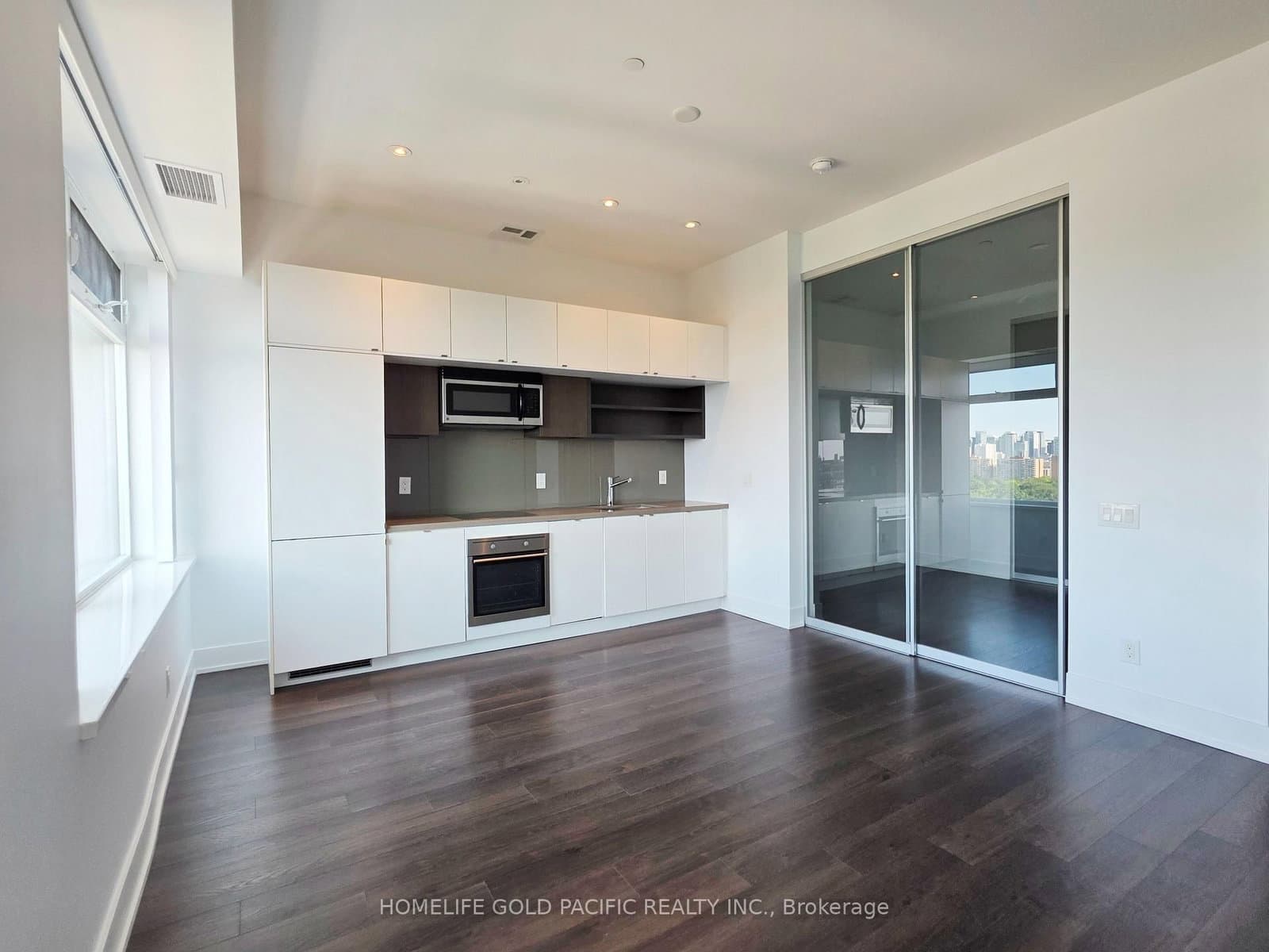 111 St. Clair Avenue W, Unit 1222 thumbnail 2